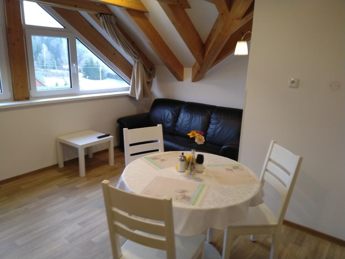Apartmany Na Vysluni Horní Maxov Exteriör bild